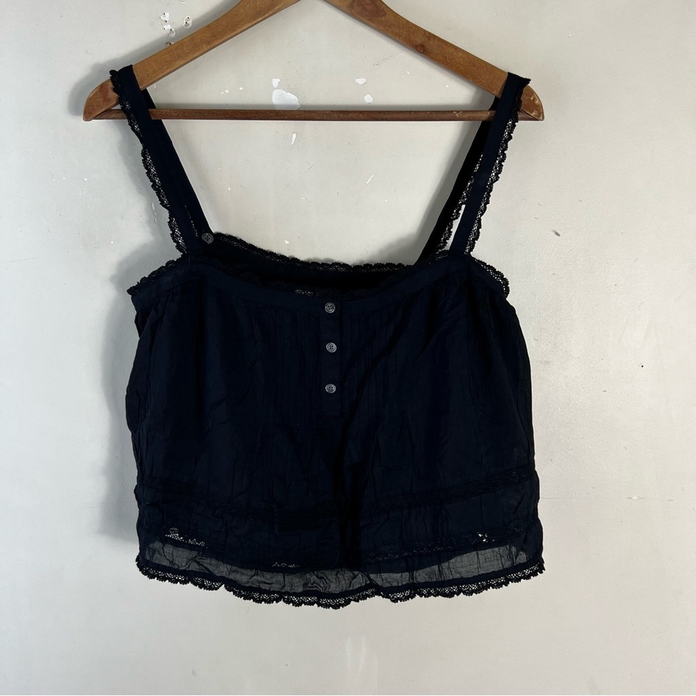 Aritzia Wilfred Black Lace Cropped Cami Size Small Feminine Modal Eyelet Top